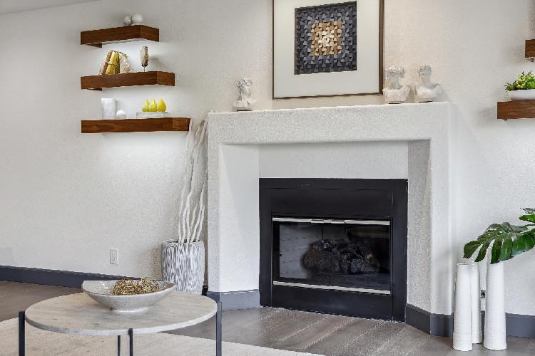 101 Bel Air Rd, Palo Alto, CA 90077