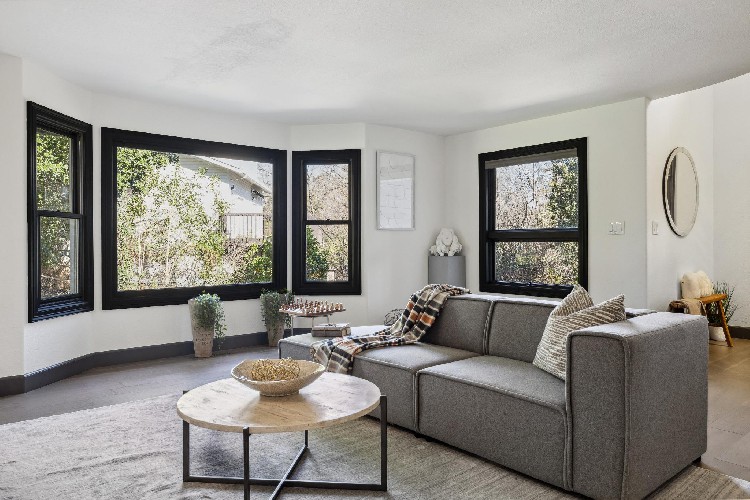 101 Bel Air Rd, Palo Alto, CA 90077