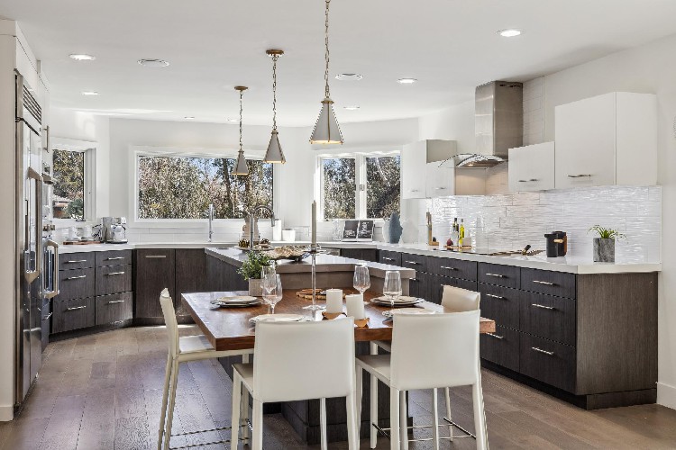 101 Bel Air Rd, Palo Alto, CA 90077